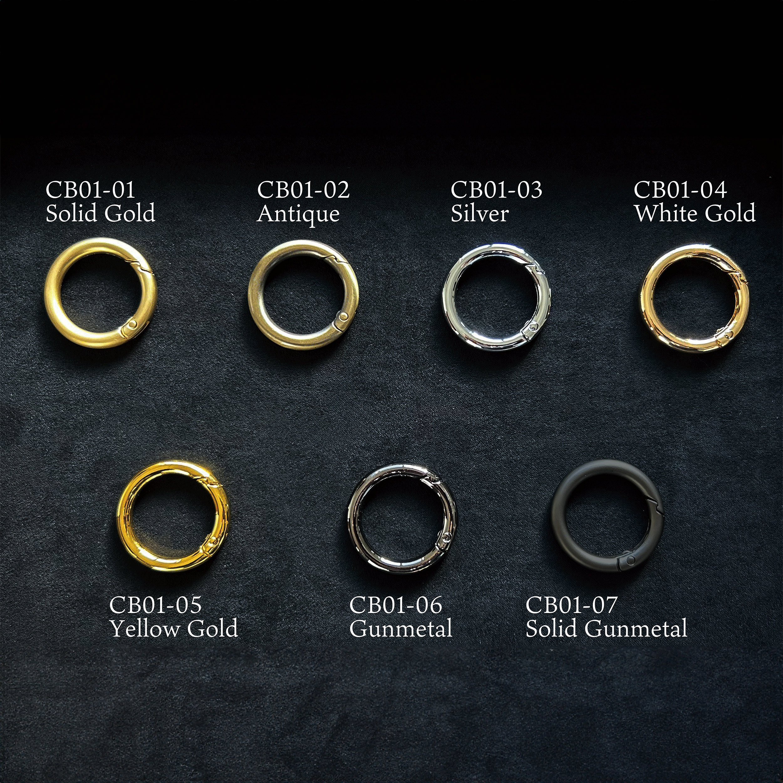 The Ring Carabiner】シンプルで上質な存在感を放つ、リング型カラビナ